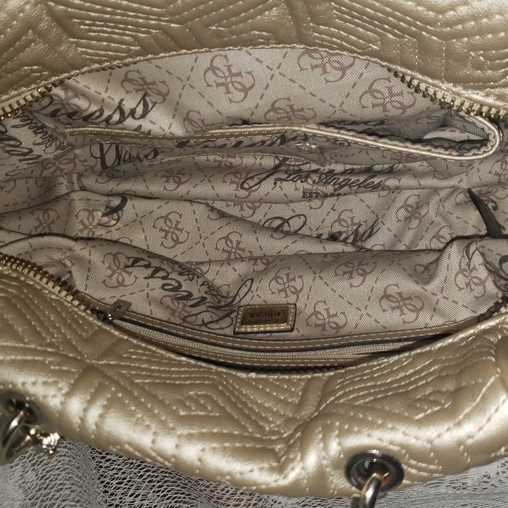 Guess Classy Purse - Picture 4 of 8